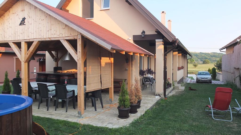 Pensjonat Country House Baranjski Tulipan Draž Zewnętrze zdjęcie